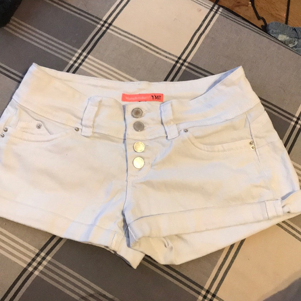 Ymi wanna betta butt shorts